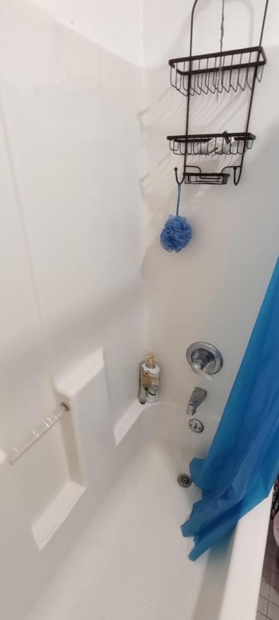 Spacious Room For 4 People In Williamsburg ! New York Exterior foto